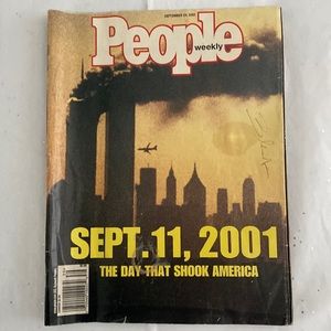 Collectors Item: Sept 11, 2001 PEOPLE Magazine THE DAY THAT SHOOK AMERICA 🇺🇸